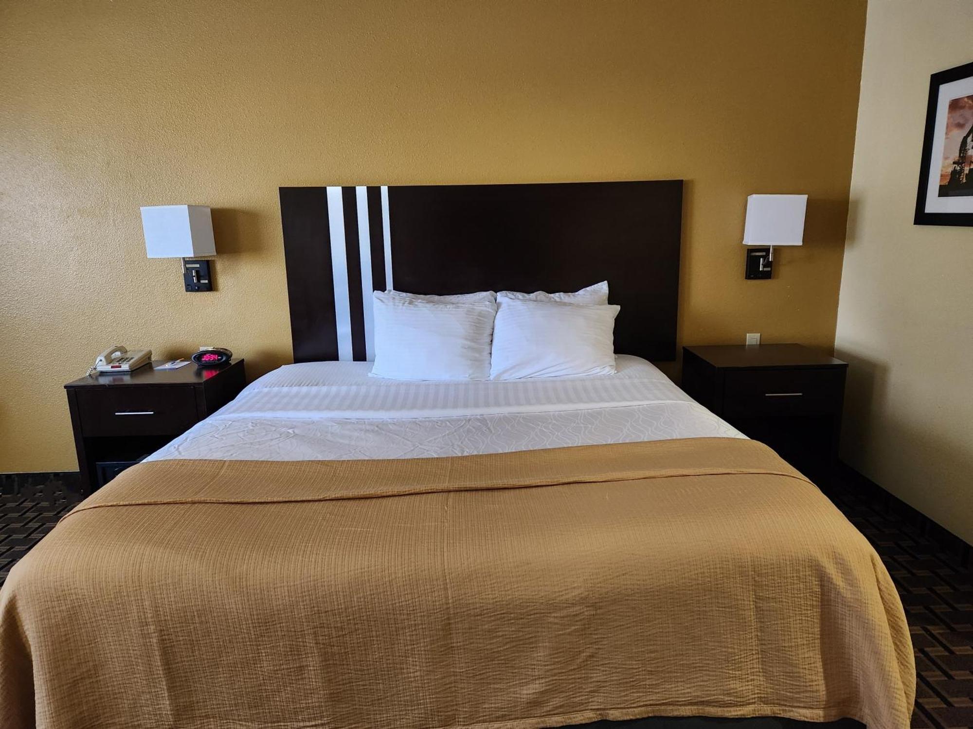 Days Inn & Suites By Wyndham Sam Houston Tollway Jersey Village Kültér fotó