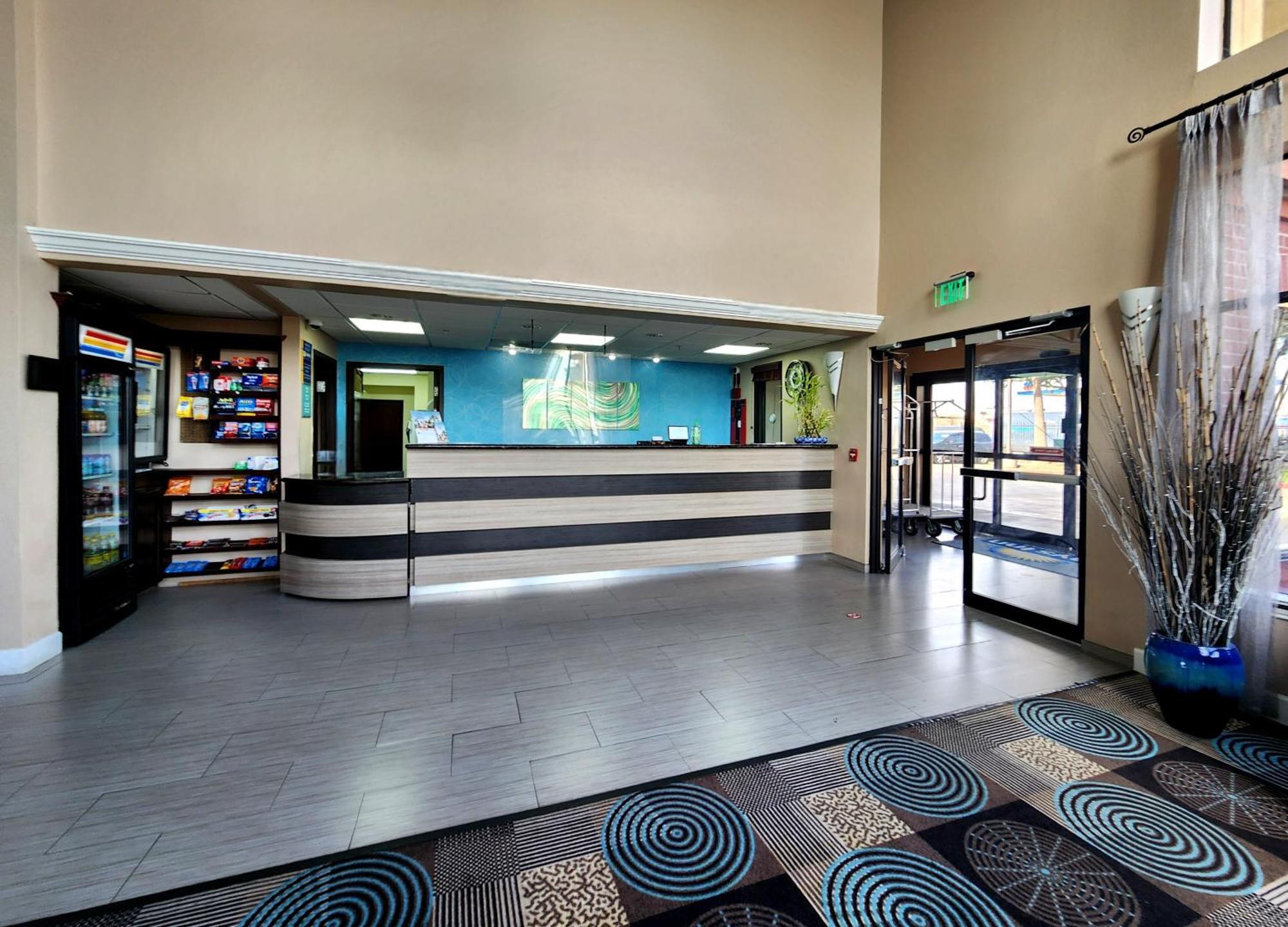 Days Inn & Suites By Wyndham Sam Houston Tollway Jersey Village Kültér fotó