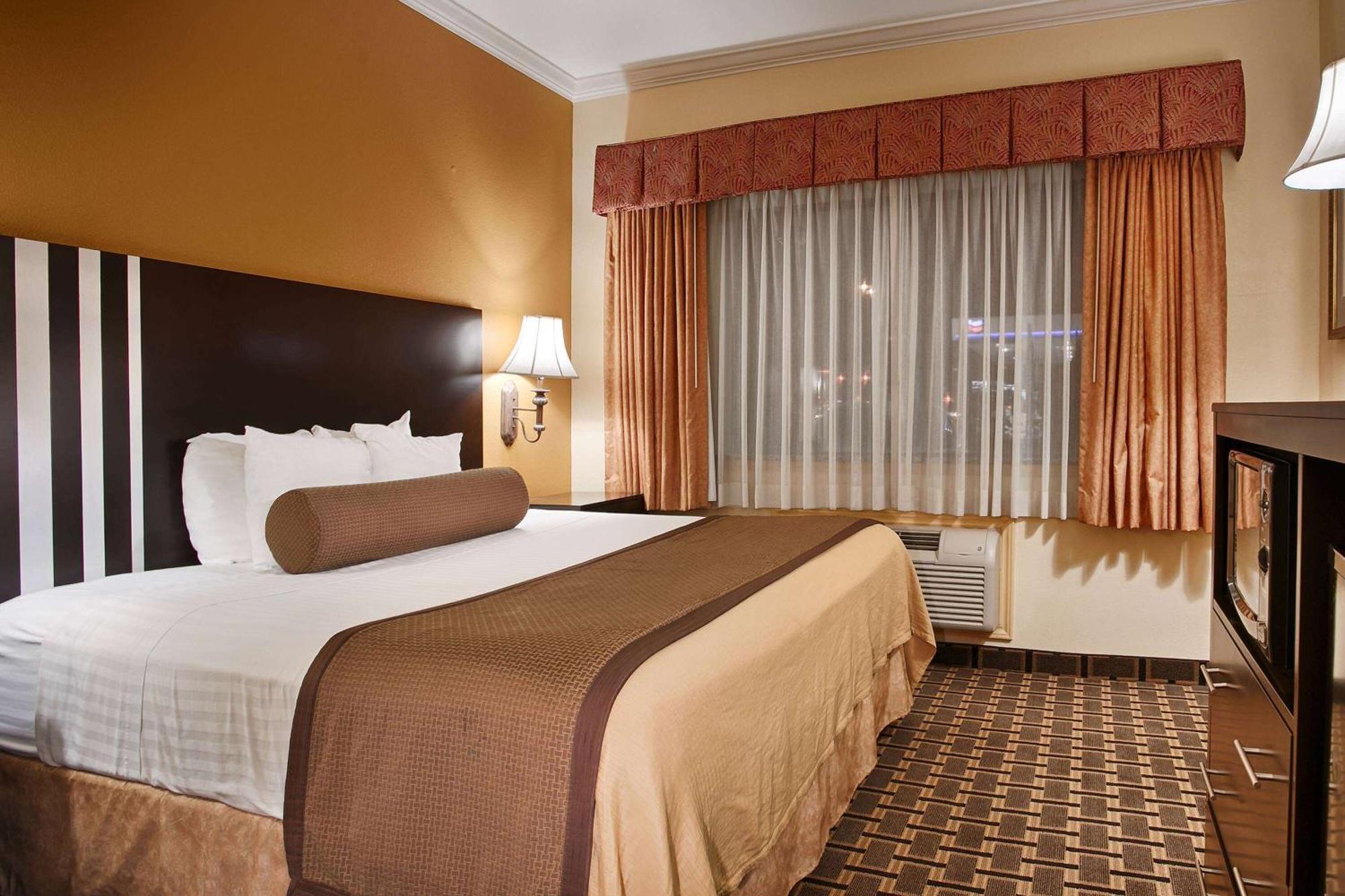 Days Inn & Suites By Wyndham Sam Houston Tollway Jersey Village Kültér fotó