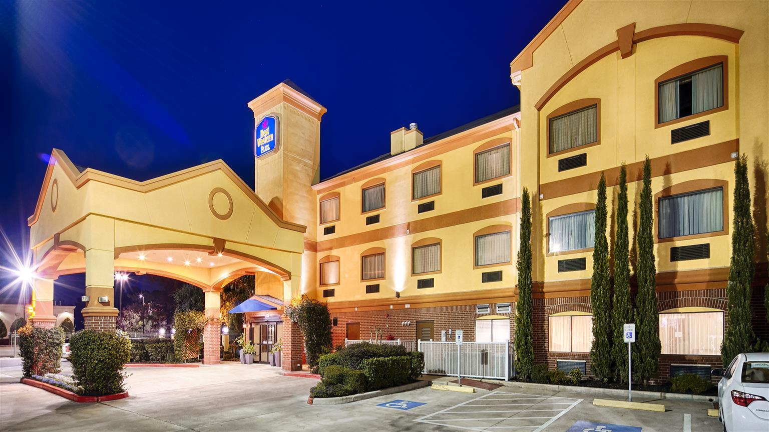 Days Inn & Suites By Wyndham Sam Houston Tollway Jersey Village Kültér fotó
